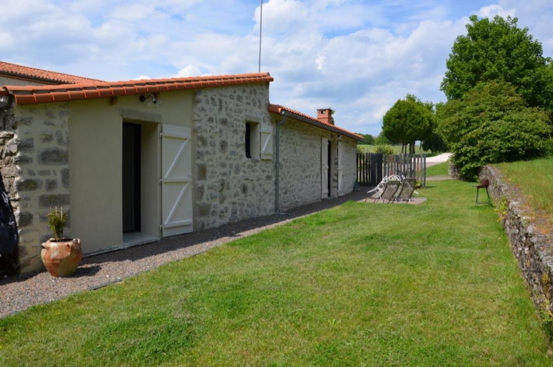 הוילה Saint-Hilaire-de-Mortagne La Remise 4 Etoiles מראה חיצוני תמונה